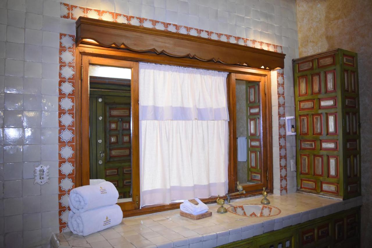 La Joyita Cuernavaca (Adults Only) Ξενοδοχείο Εξωτερικό φωτογραφία