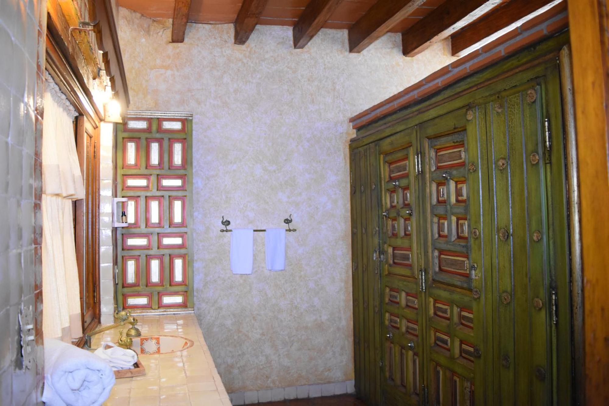 La Joyita Cuernavaca (Adults Only) Ξενοδοχείο Εξωτερικό φωτογραφία
